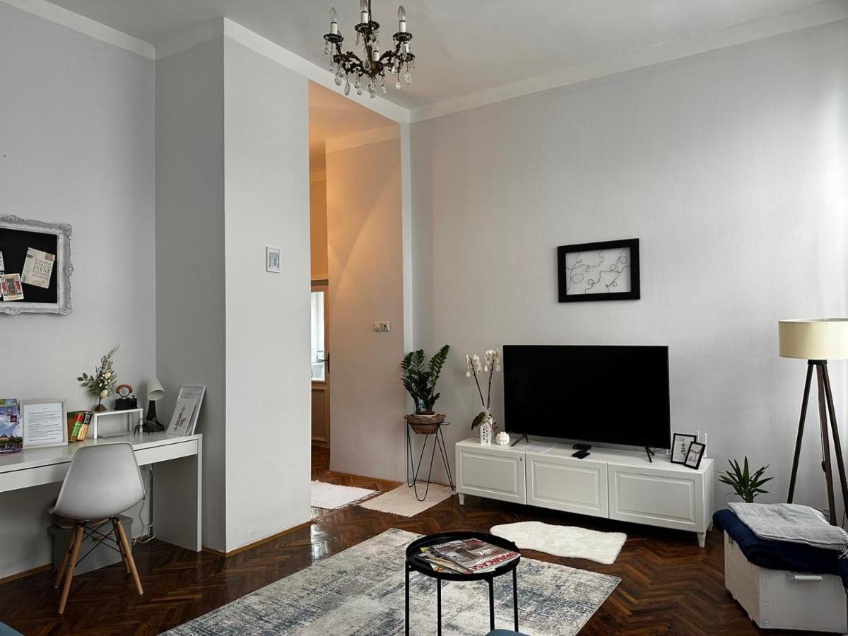 Pure Of Joy City Centre Apartment ซูโบติกา ภายนอก รูปภาพ